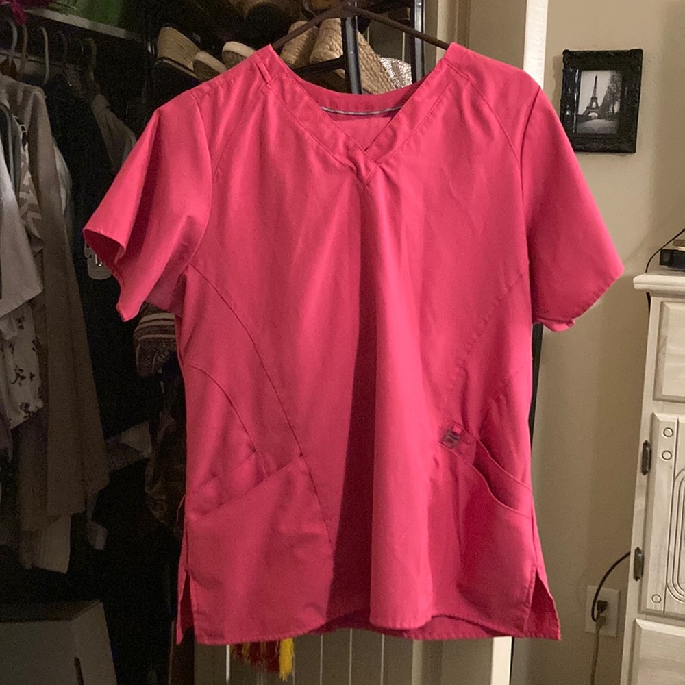 Wonder Wink pink scrub set